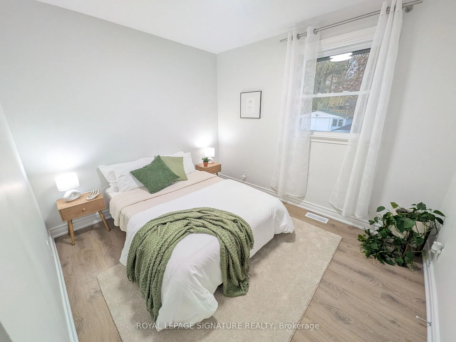 Photo 12 of 520 Burnham Street, Cobourg — HOMEH