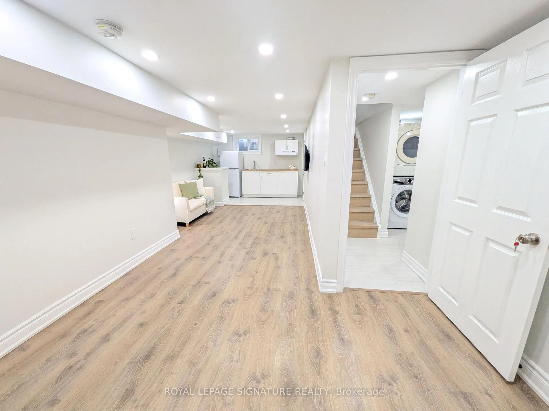 Photo 16 of 520 Burnham Street, Cobourg — HOMEH