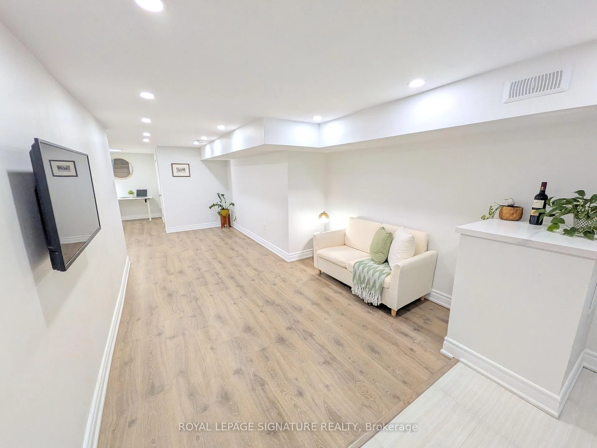Photo 19 of 520 Burnham Street, Cobourg — HOMEH