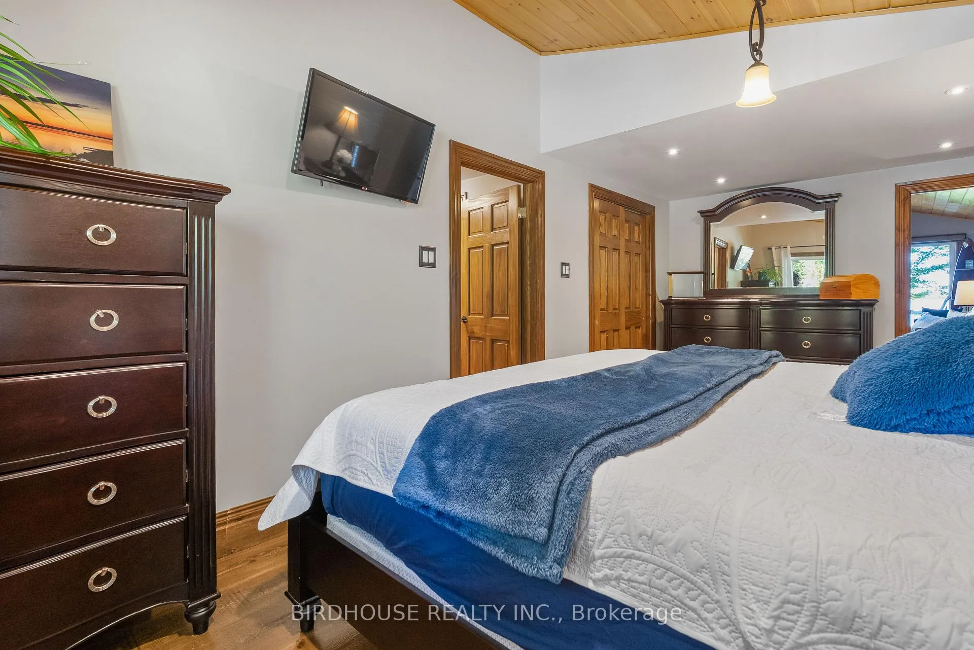 Photo 20 of 1358 Island View Drive, Selwyn — HOMEH