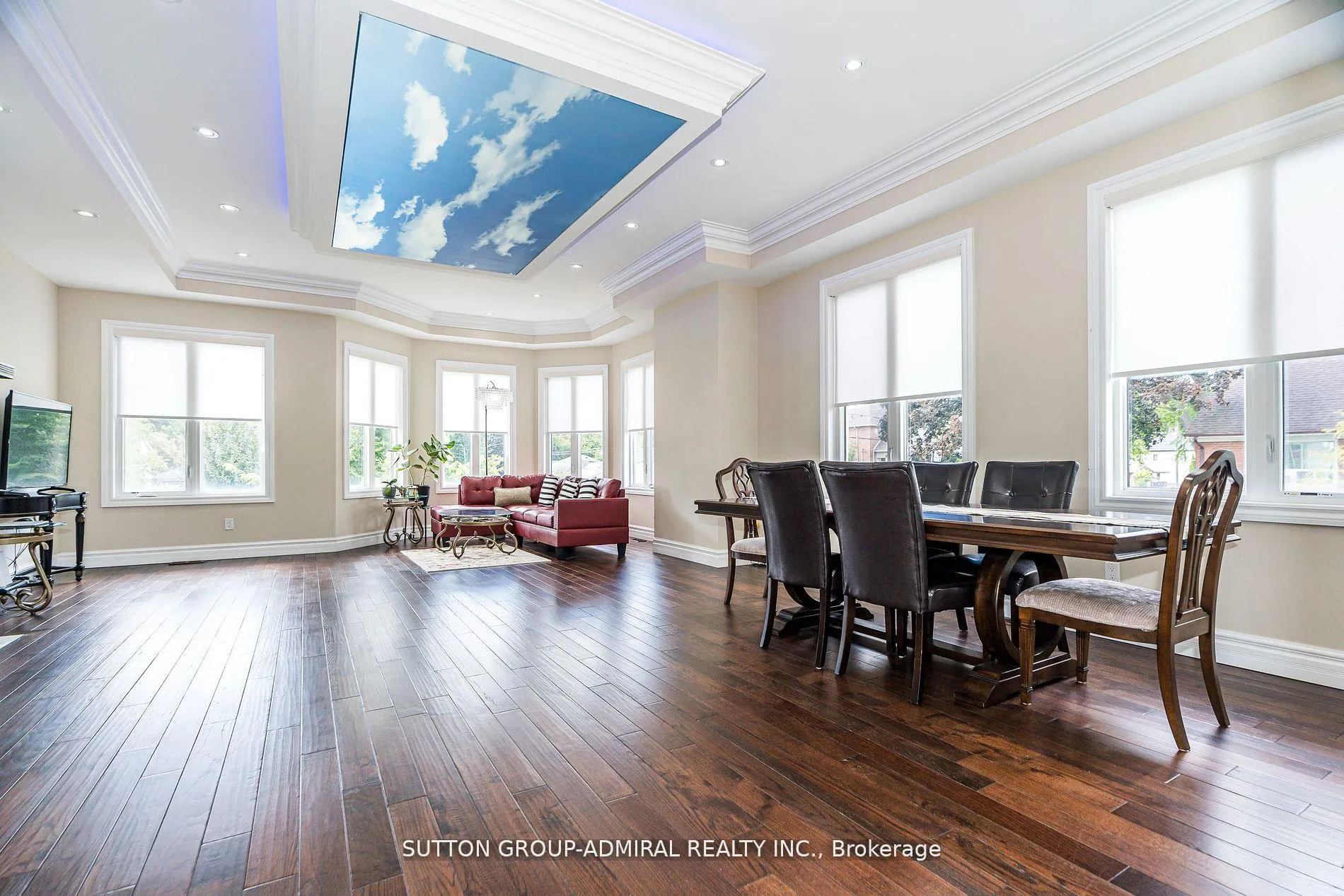 Photo 7 of 24 Ranee Avenue, Toronto, Englemount-Lawrence — HOMEH