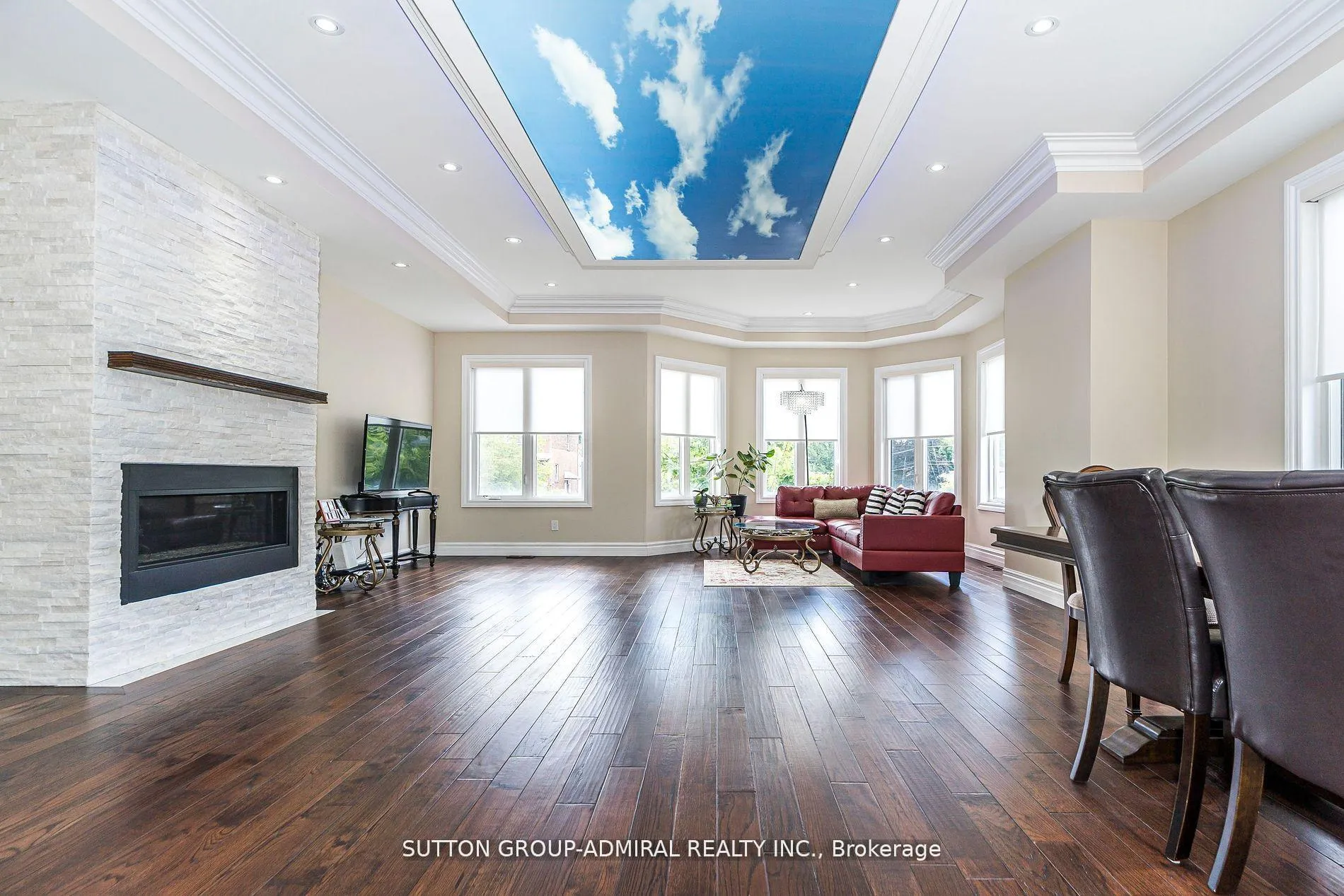 Photo 8 of 24 Ranee Avenue, Toronto, Englemount-Lawrence — HOMEH