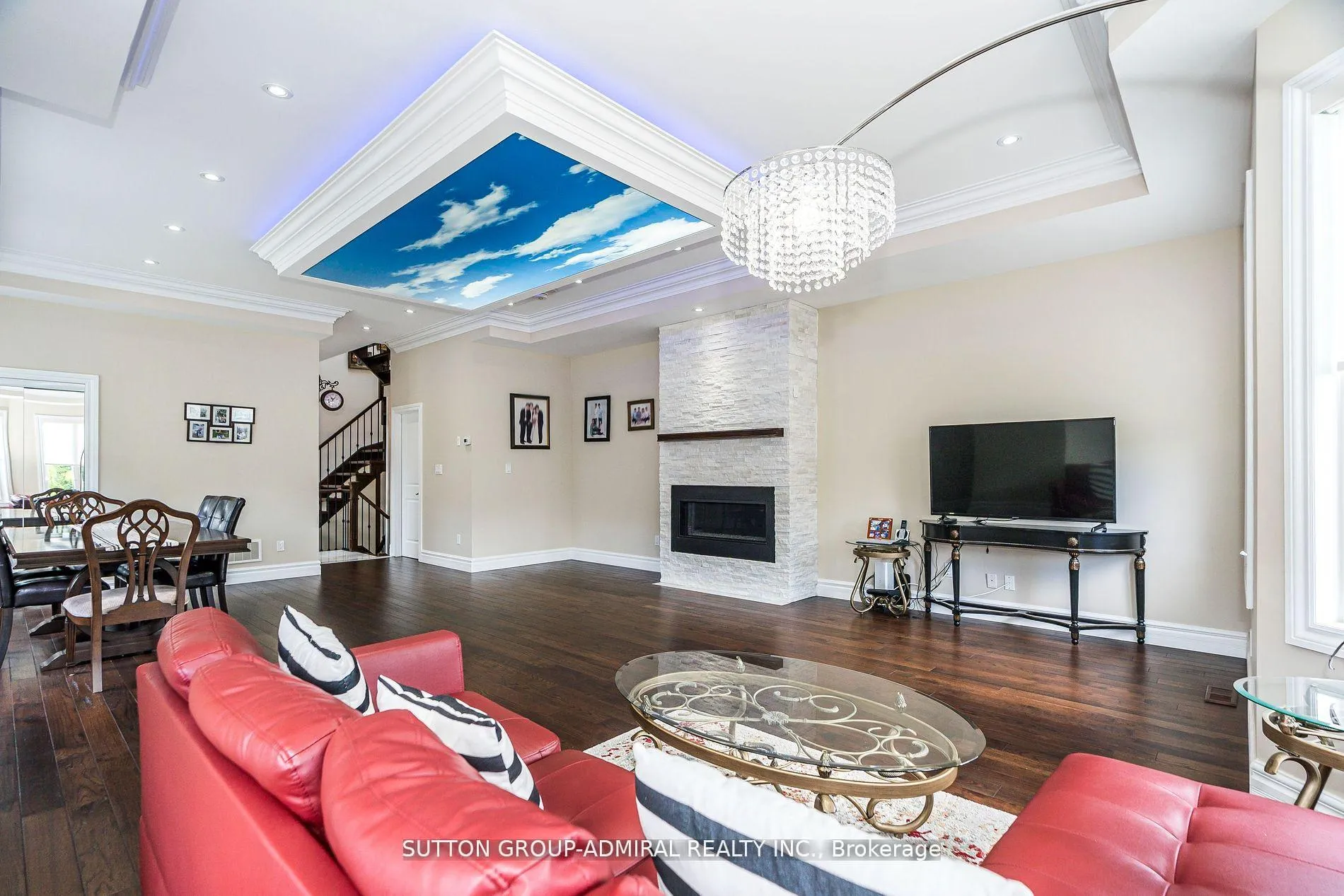 Photo 9 of 24 Ranee Avenue, Toronto, Englemount-Lawrence — HOMEH