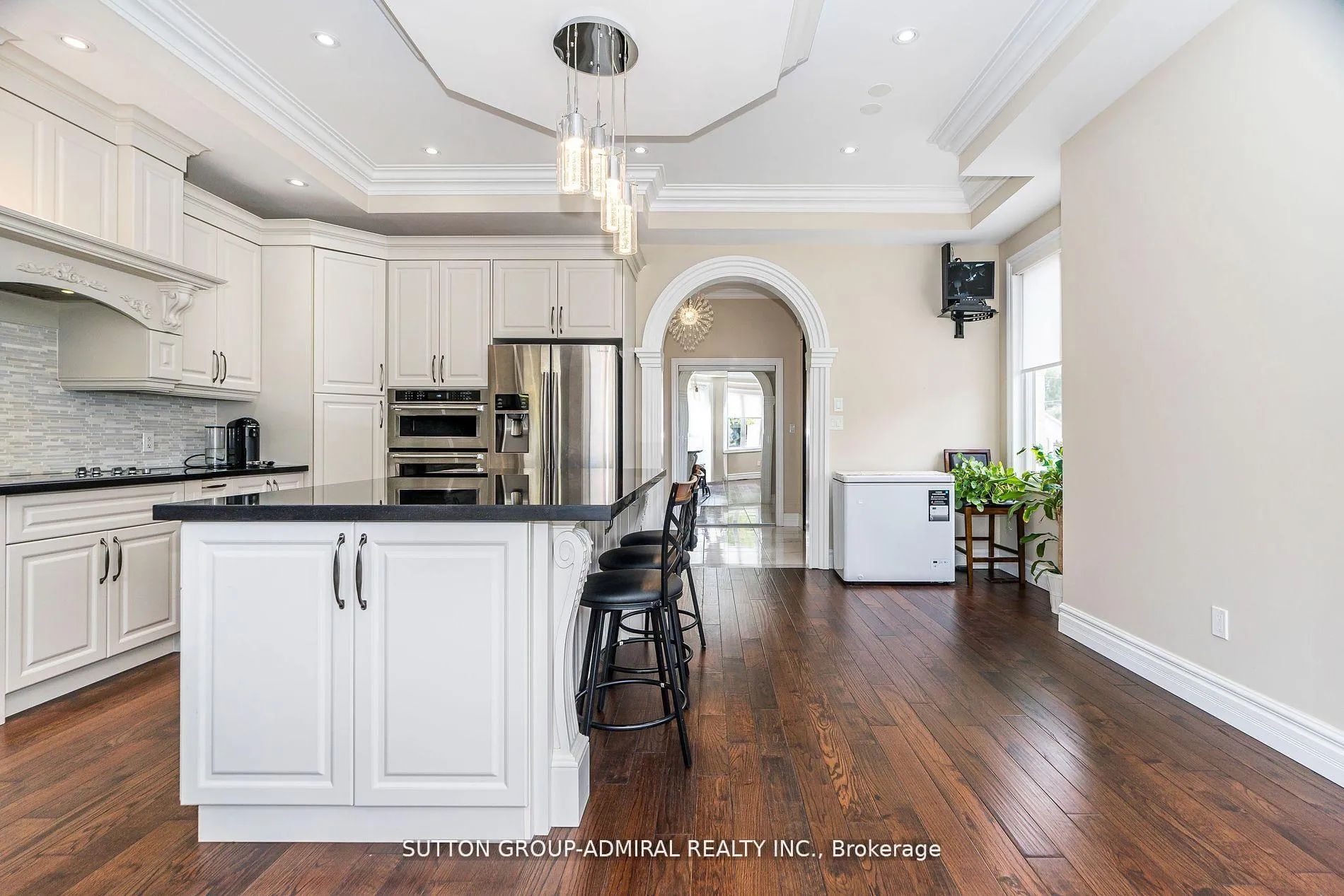 Photo 16 of 24 Ranee Avenue, Toronto, Englemount-Lawrence — HOMEH