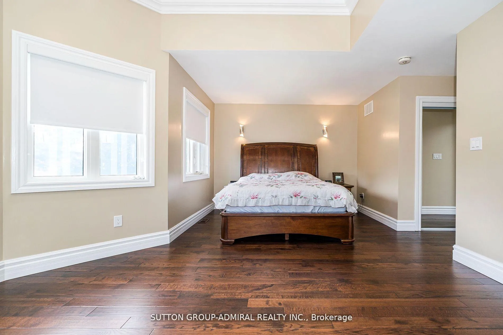 Photo 19 of 24 Ranee Avenue, Toronto, Englemount-Lawrence — HOMEH