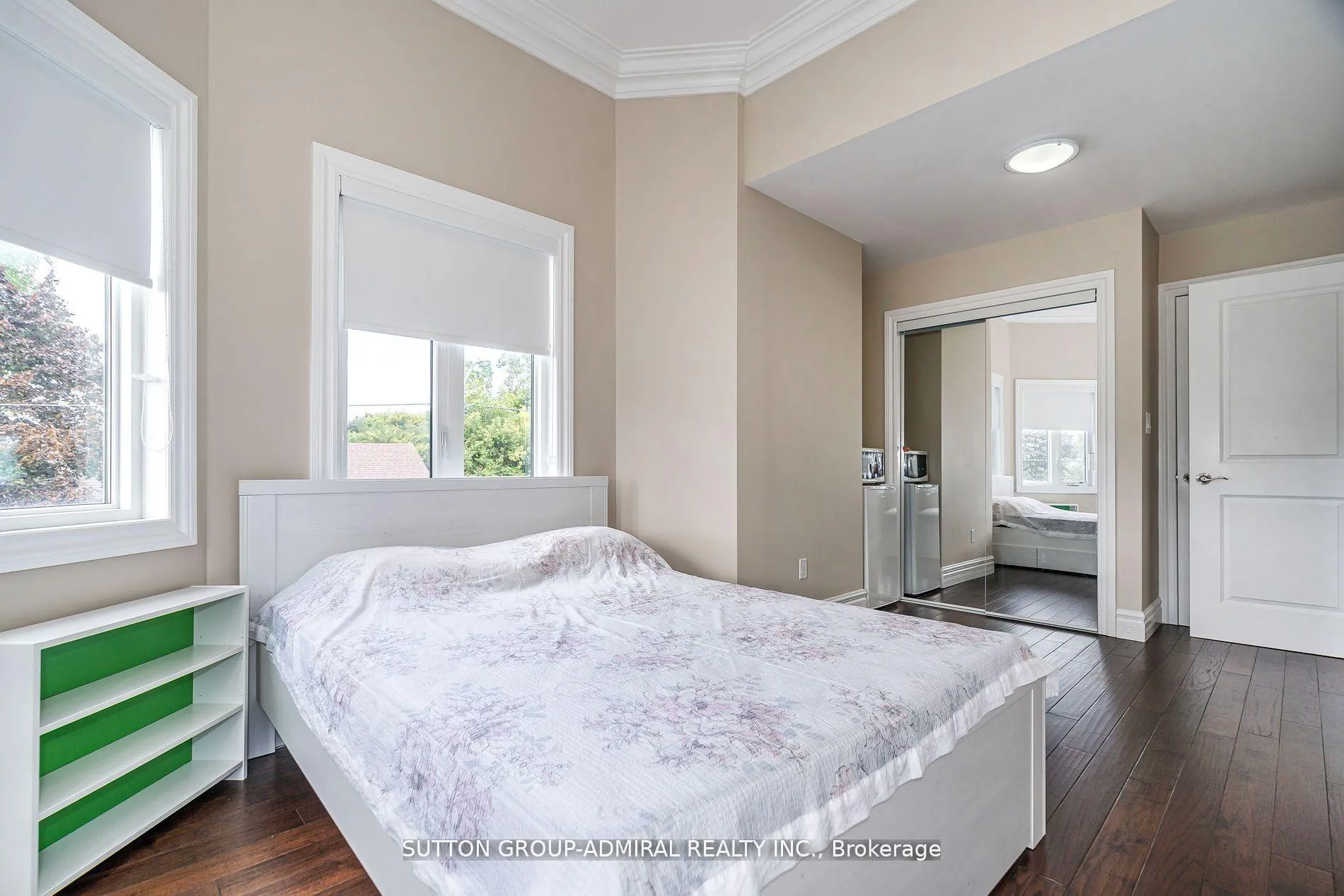 Photo 25 of 24 Ranee Avenue, Toronto, Englemount-Lawrence — HOMEH