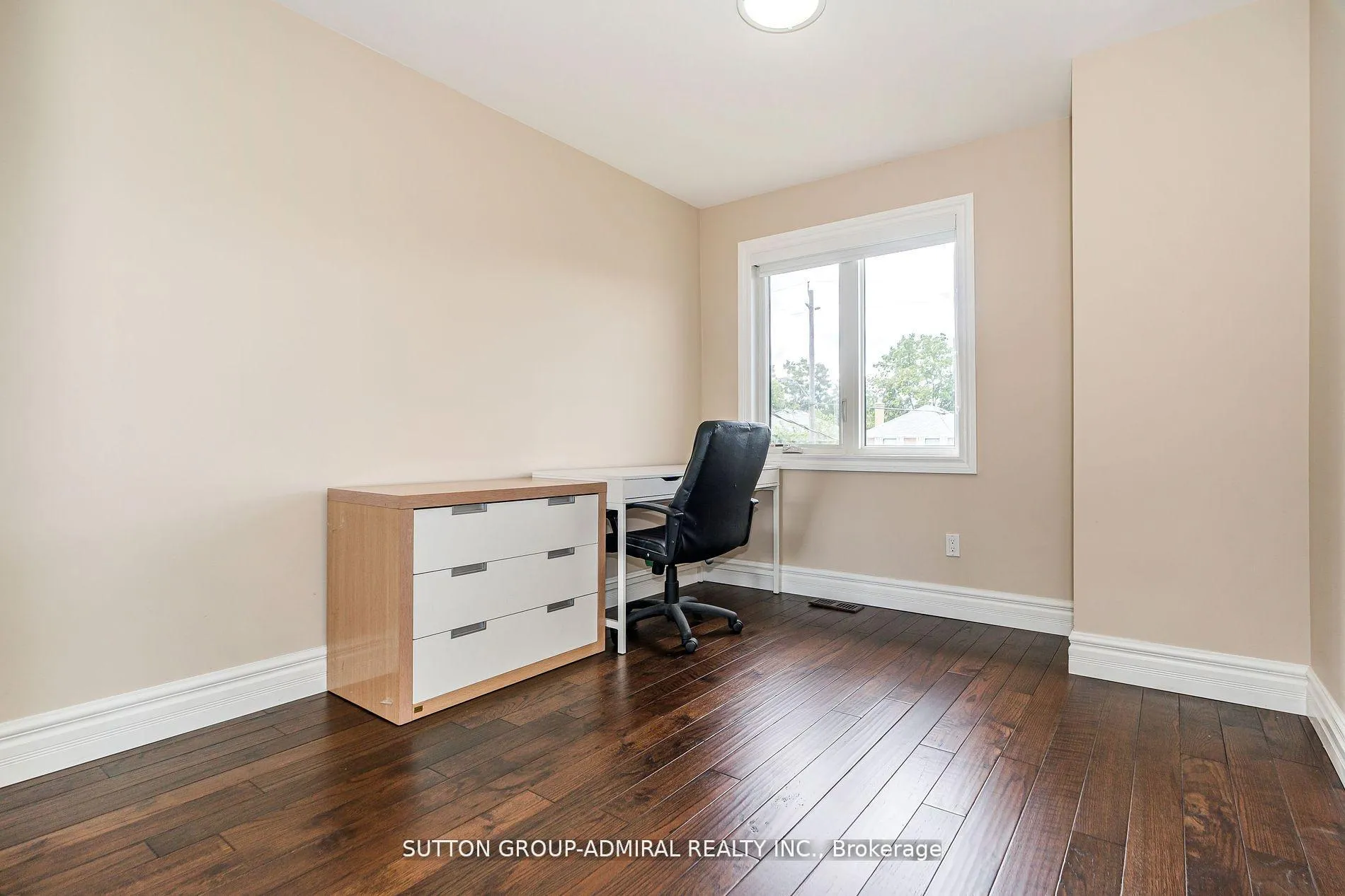 Photo 26 of 24 Ranee Avenue, Toronto, Englemount-Lawrence — HOMEH