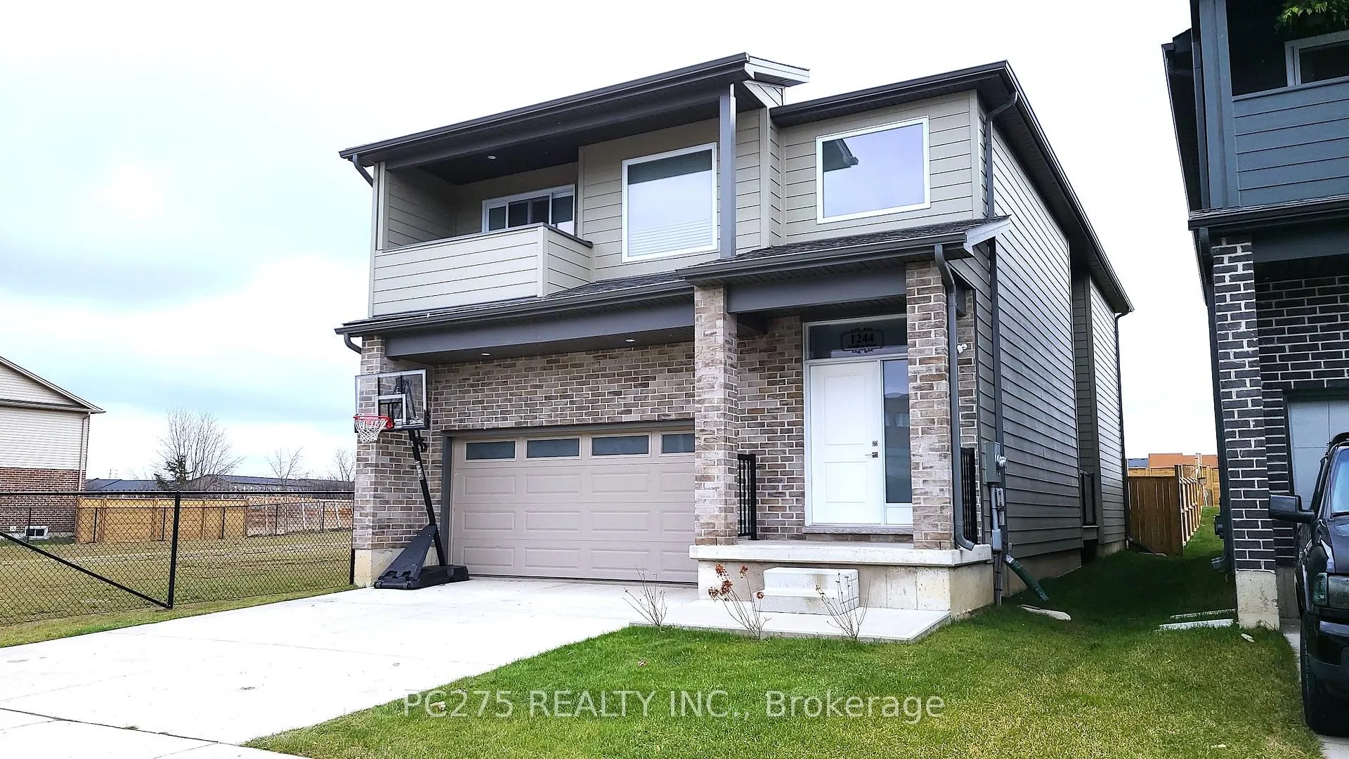 Front of 1244 Sandbar Street