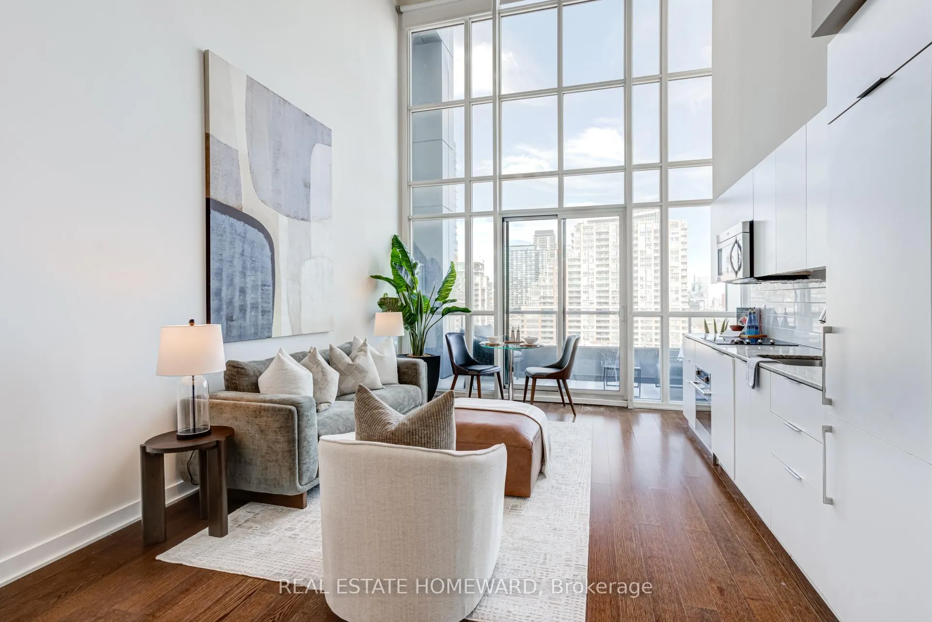 Photo 2 of Unit 732, 5 Hanna Avenue, Toronto, Niagara — HOMEH