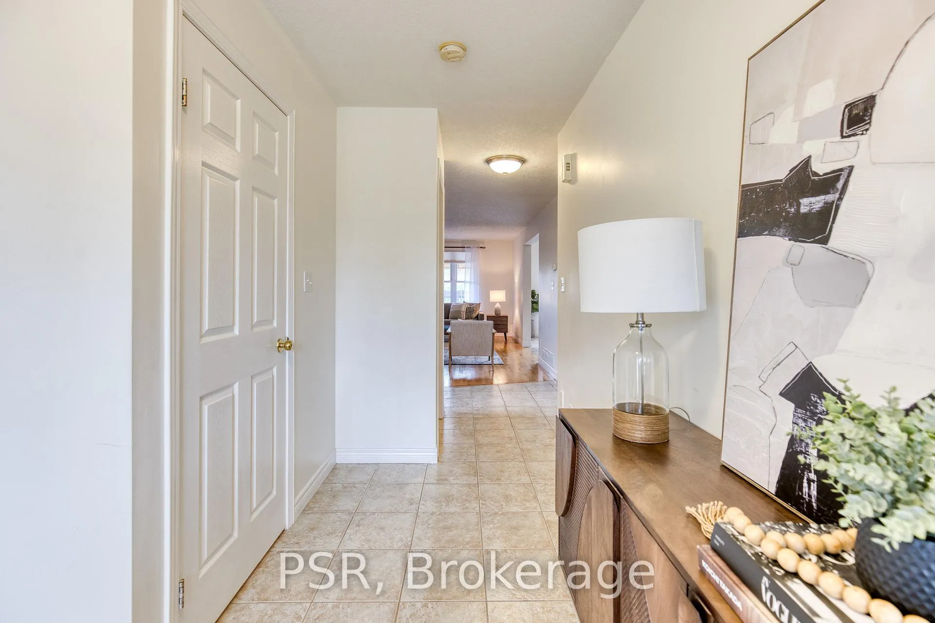 Photo 2 of 565 St Moritz Avenue, Waterloo — HOMEH