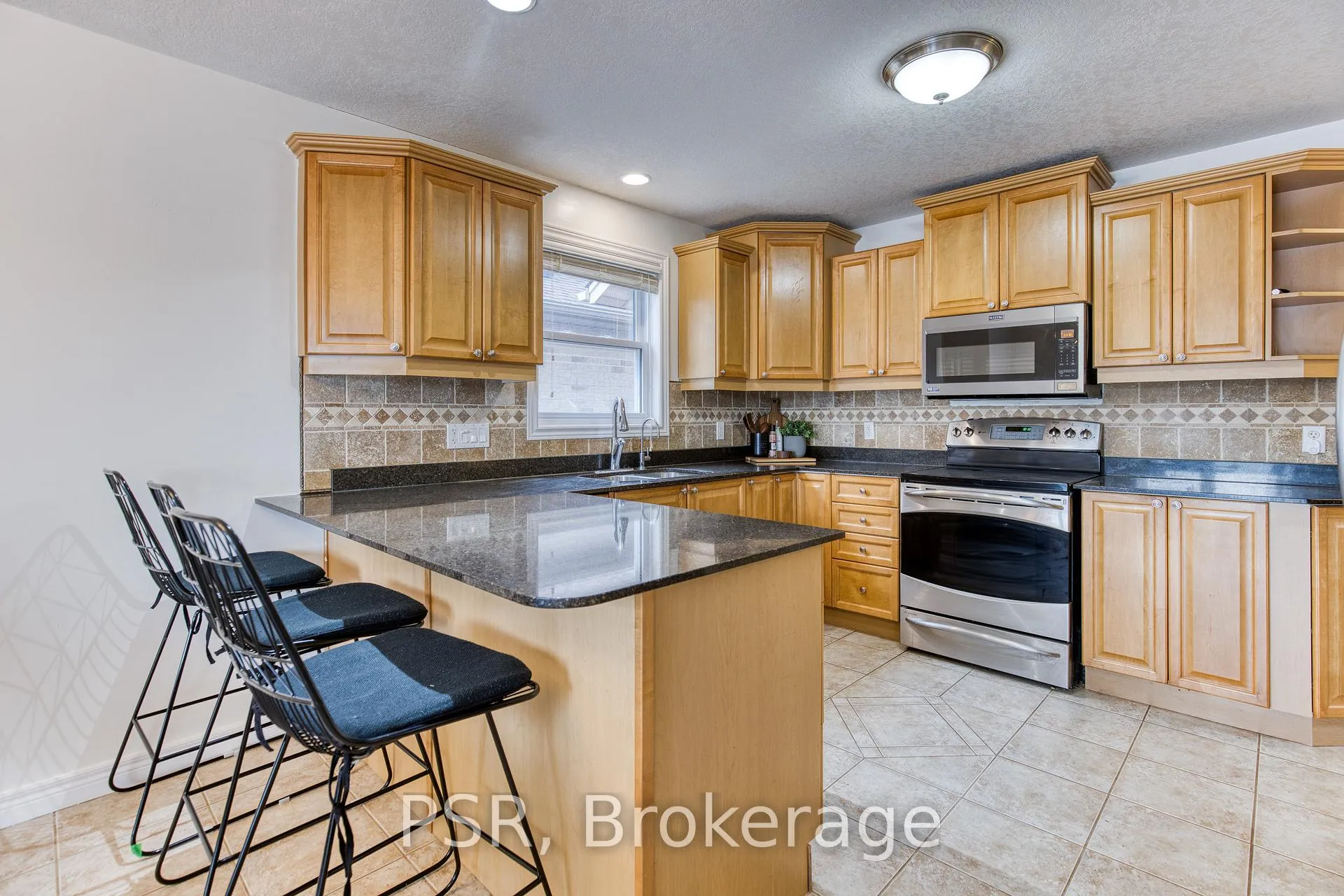 Photo 8 of 565 St Moritz Avenue, Waterloo — HOMEH