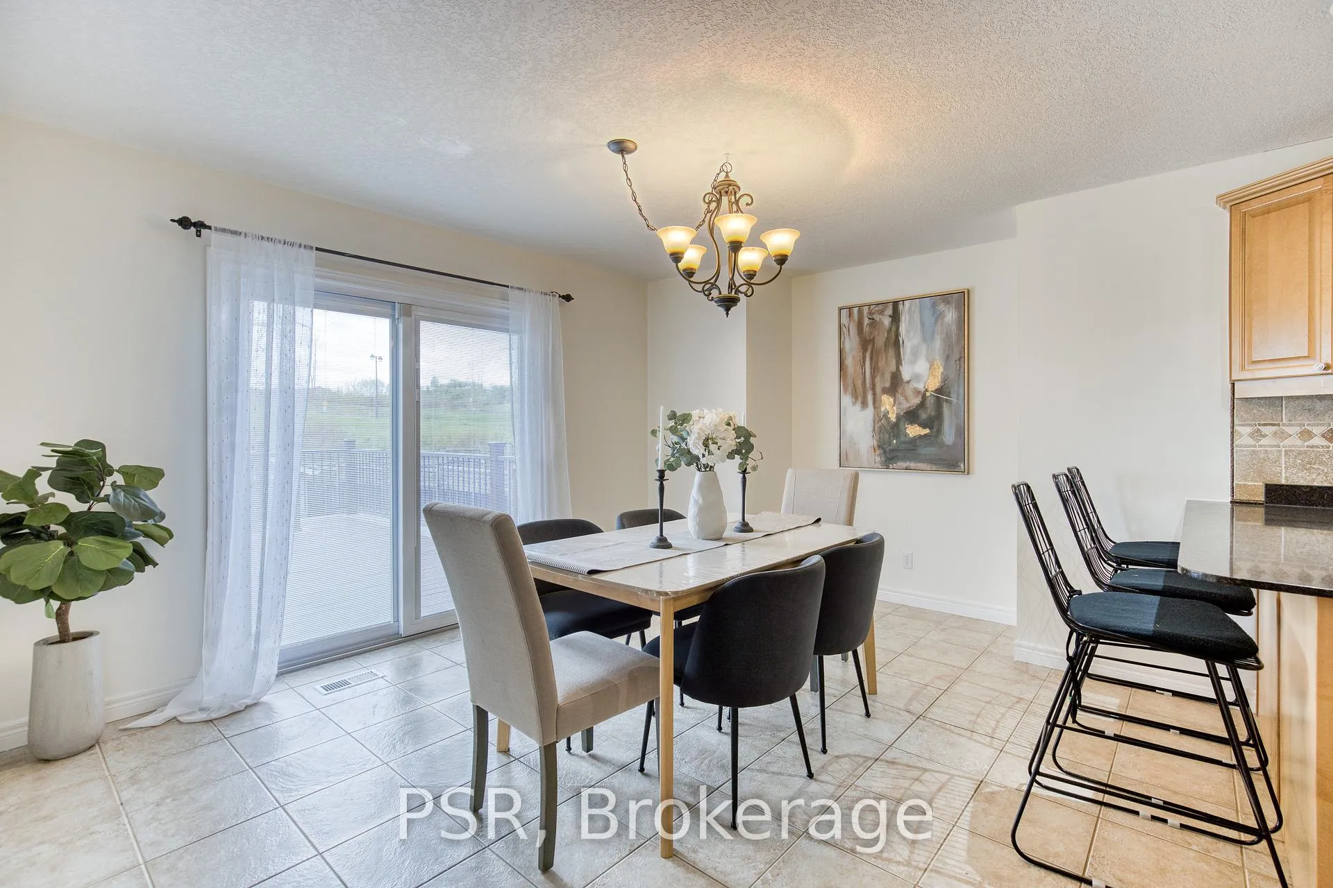 Photo 9 of 565 St Moritz Avenue, Waterloo — HOMEH