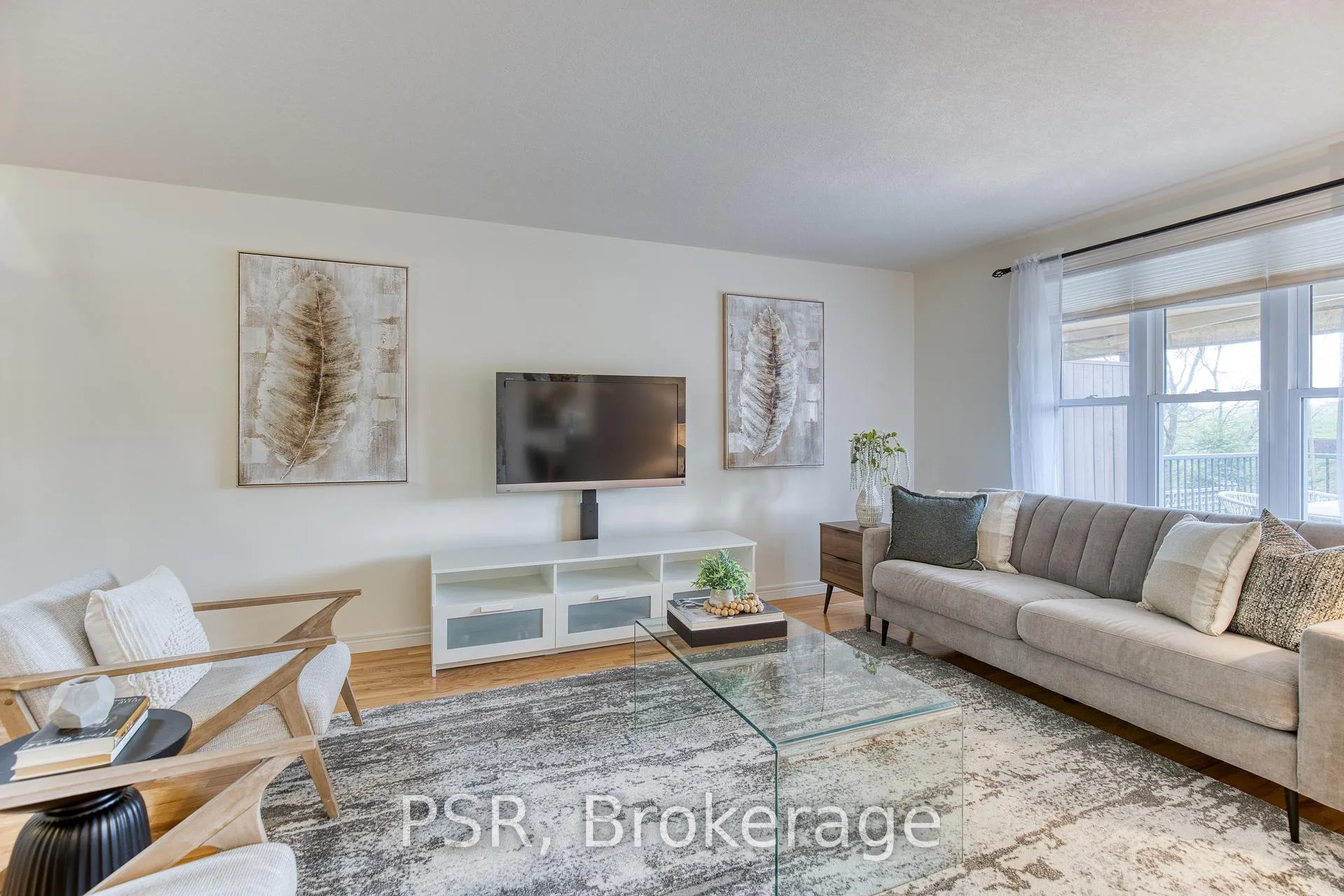 Photo 12 of 565 St Moritz Avenue, Waterloo — HOMEH
