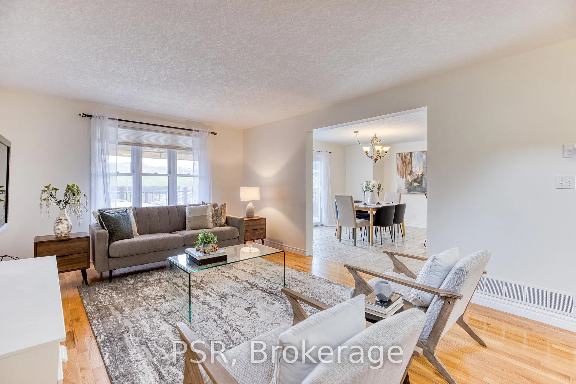 Photo 15 of 565 St Moritz Avenue, Waterloo — HOMEH