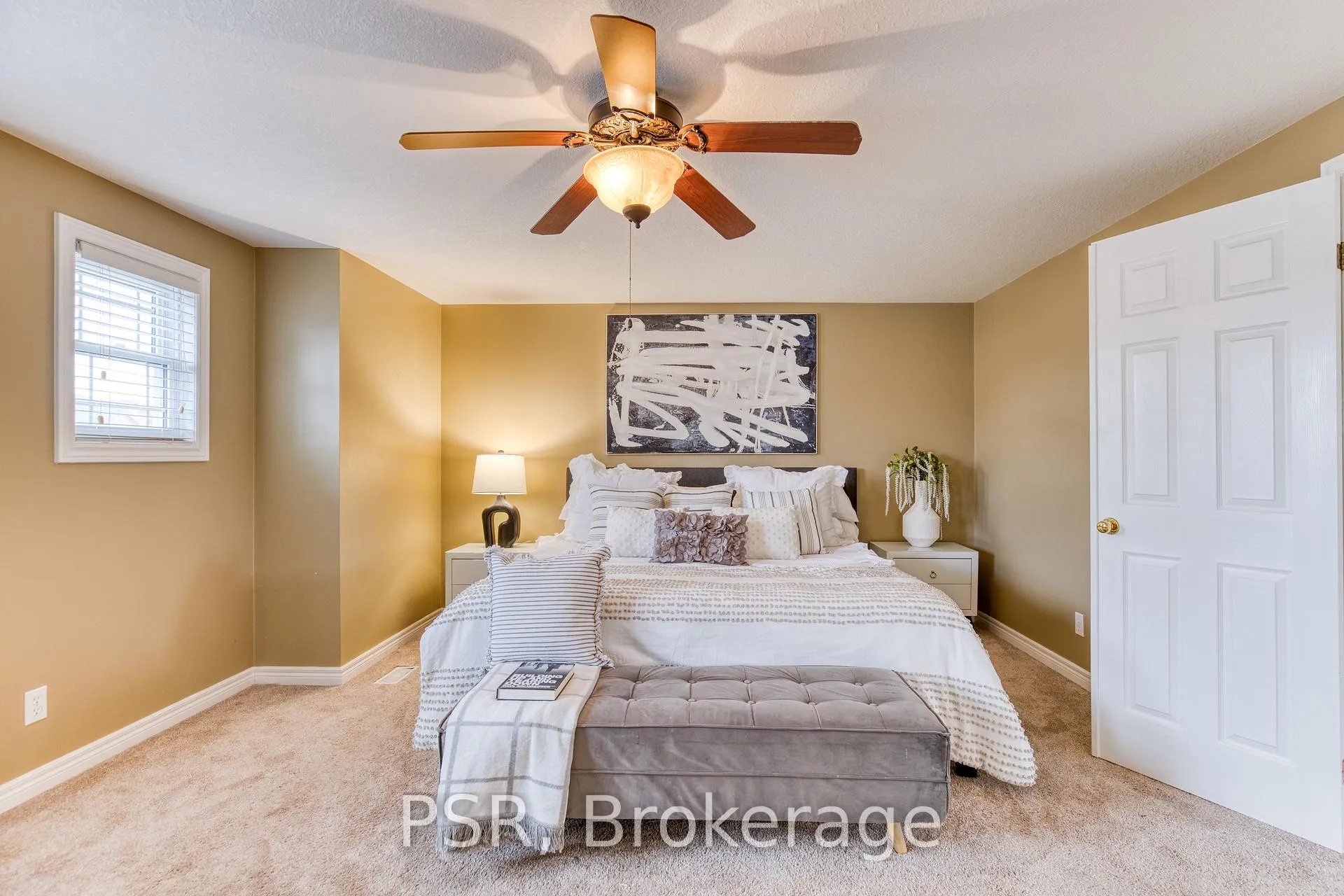 Photo 23 of 565 St Moritz Avenue, Waterloo — HOMEH