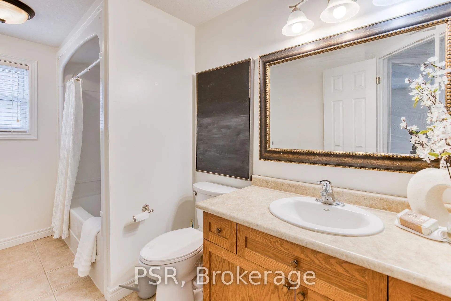 Photo 29 of 565 St Moritz Avenue, Waterloo — HOMEH