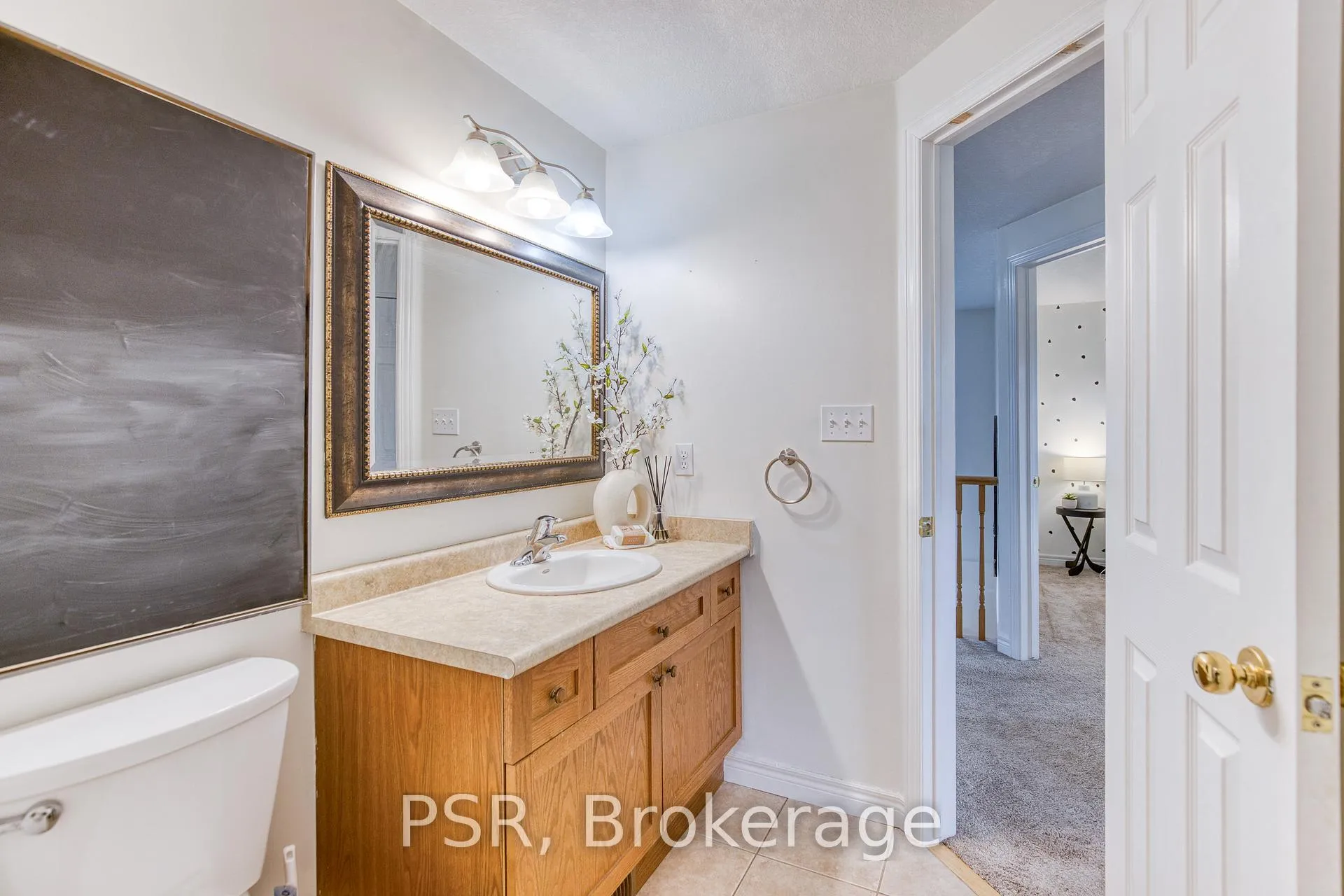 Photo 30 of 565 St Moritz Avenue, Waterloo — HOMEH
