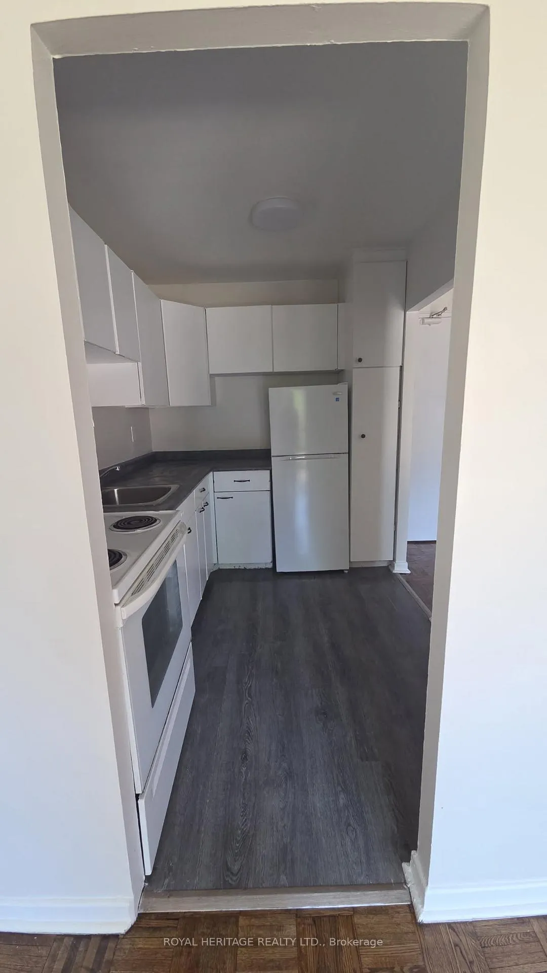 Photo 1 of 945 Simcoe Street N, Oshawa, Centennial — HOMEH