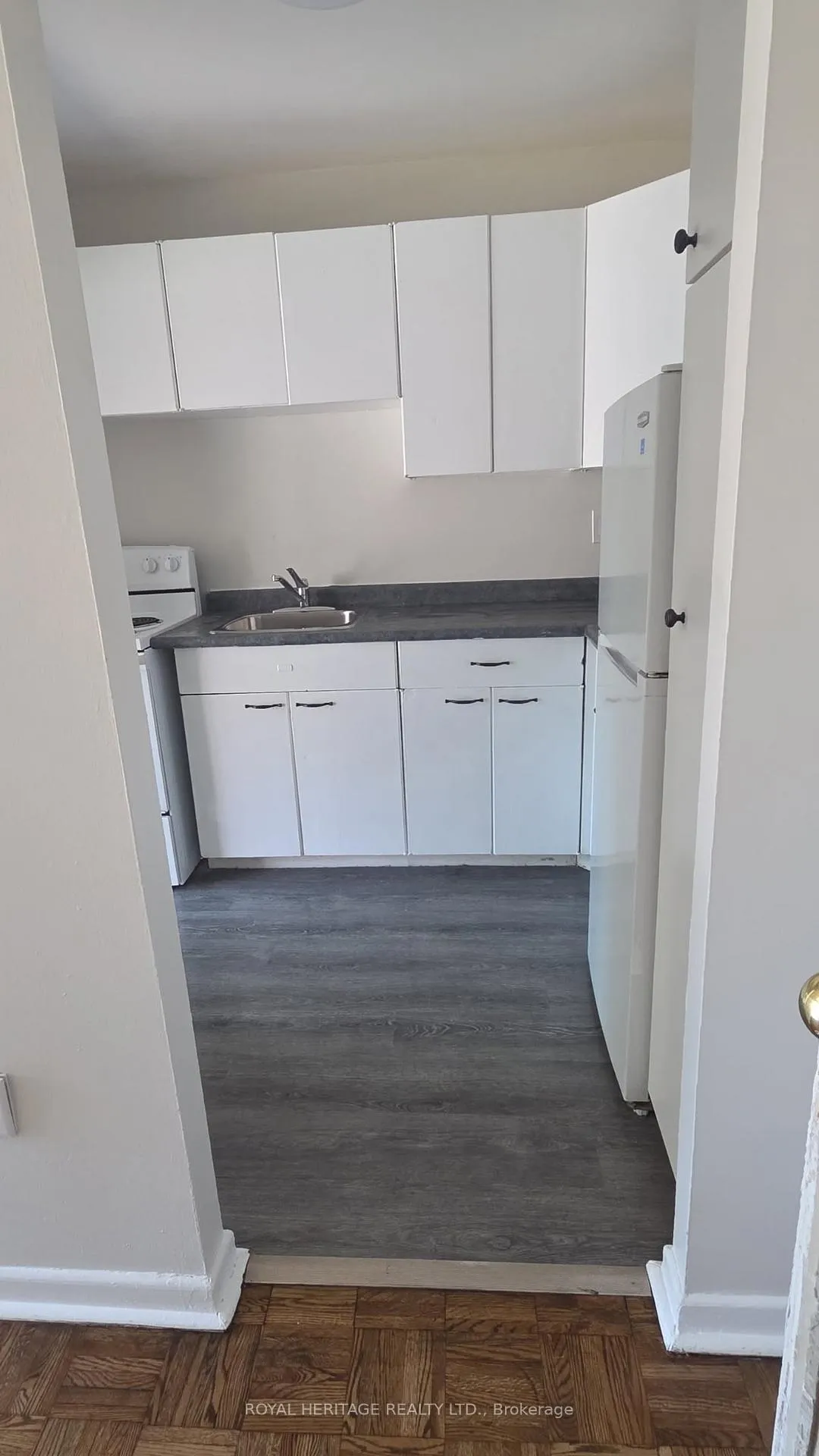 Photo 2 of 945 Simcoe Street N, Oshawa, Centennial — HOMEH