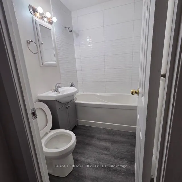 Photo 9 of 945 Simcoe Street N, Oshawa, Centennial — HOMEH
