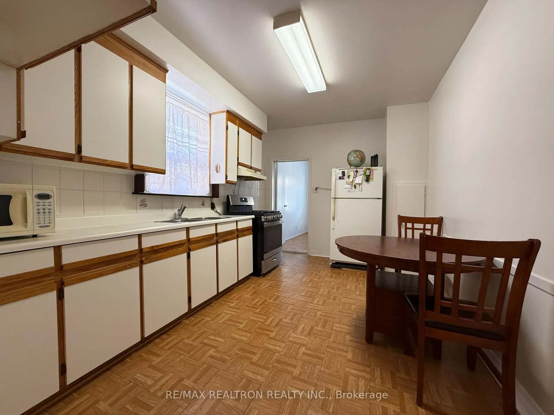Photo 4 of 399 Brock Avenue, Toronto, Dufferin Grove — HOMEH