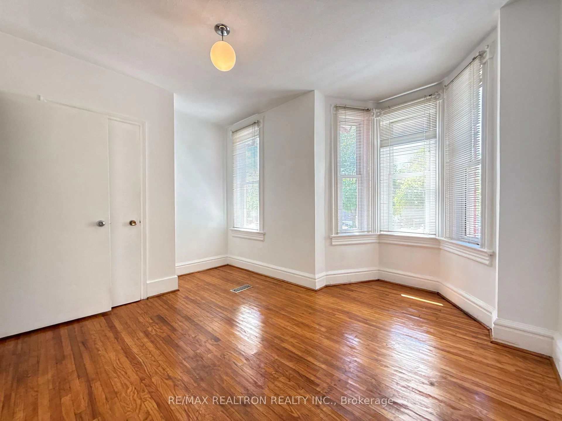 Photo 12 of 399 Brock Avenue, Toronto, Dufferin Grove — HOMEH