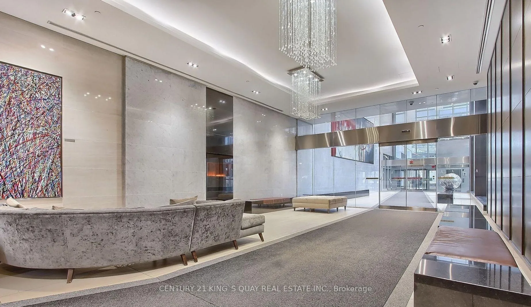 Photo 3 of Unit 5610, 386 Yonge Street, Toronto, Bay Street Corridor — HOMEH