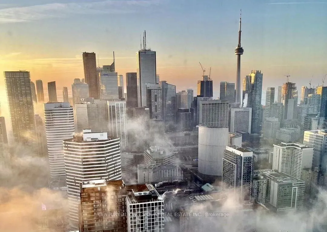 Photo 10 of Unit 5610, 386 Yonge Street, Toronto, Bay Street Corridor — HOMEH