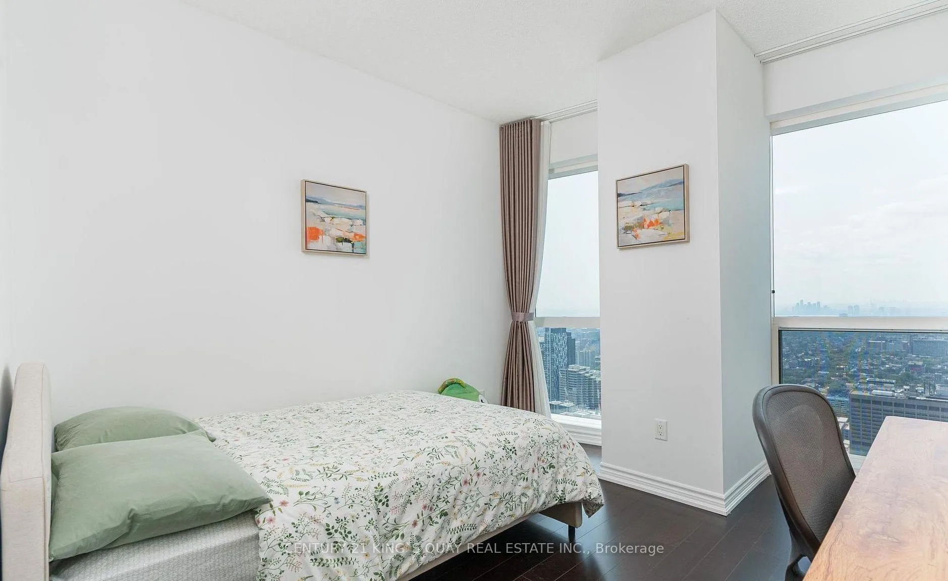 Photo 16 of Unit 5610, 386 Yonge Street, Toronto, Bay Street Corridor — HOMEH