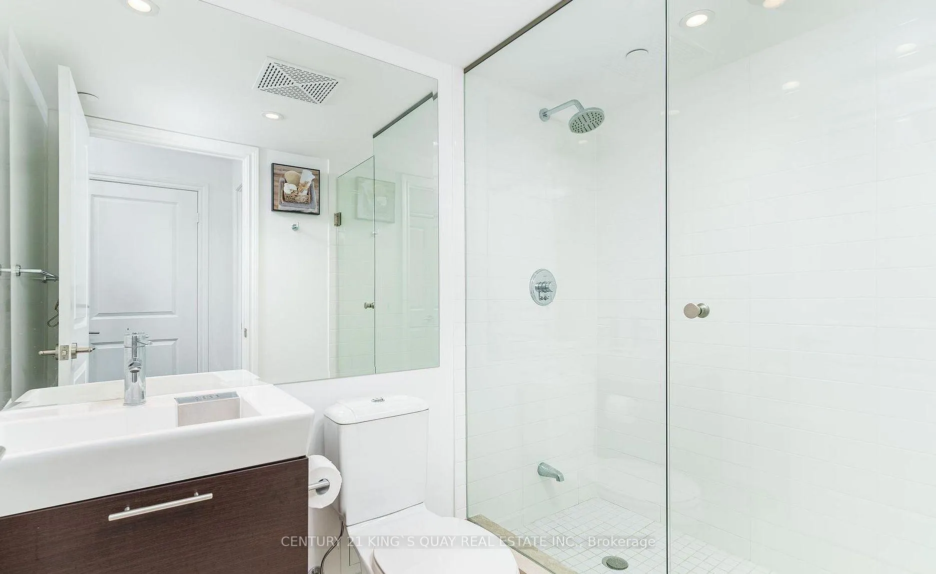Photo 17 of Unit 5610, 386 Yonge Street, Toronto, Bay Street Corridor — HOMEH