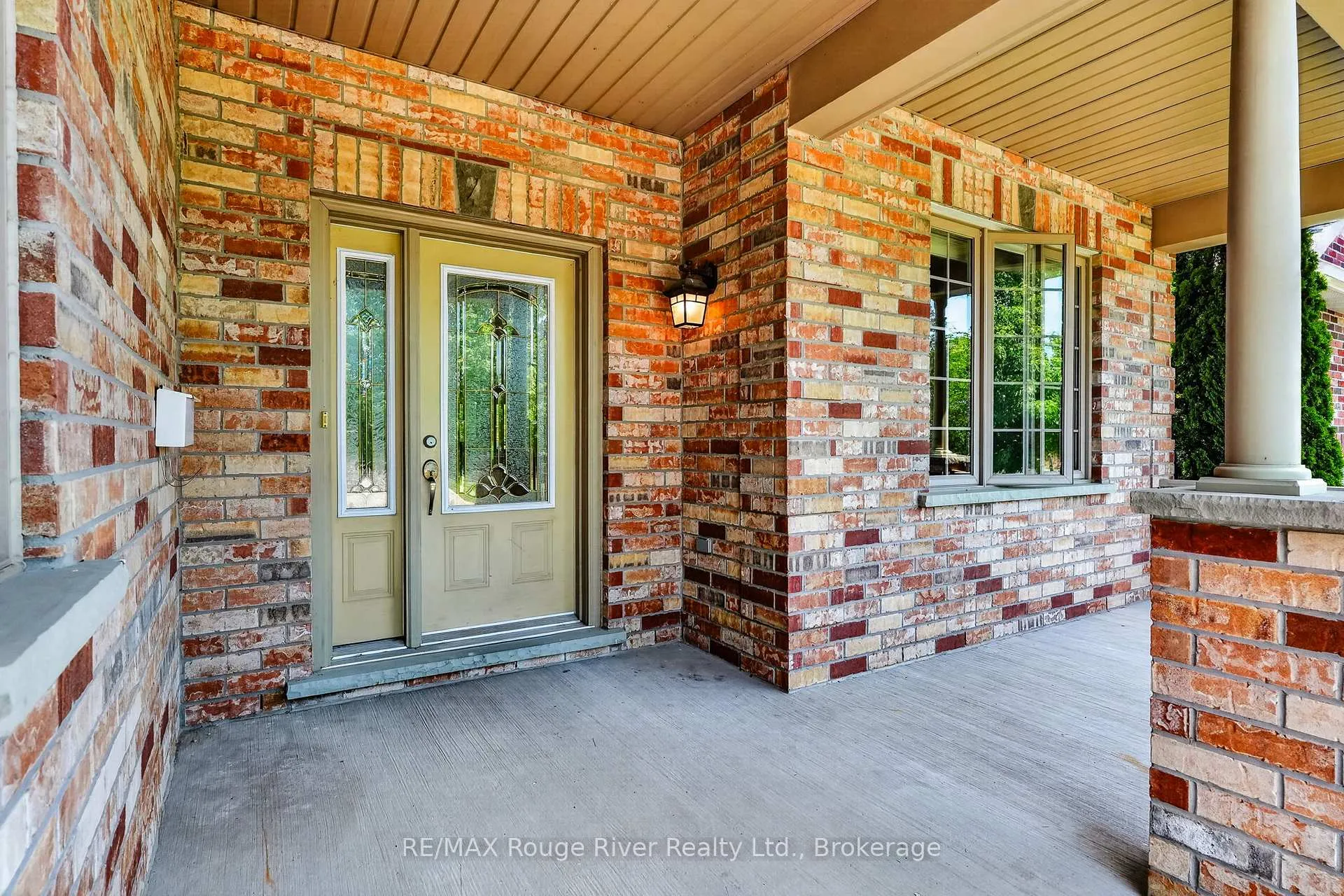 Photo 4 of 496 Foote Crescent, Cobourg — HOMEH