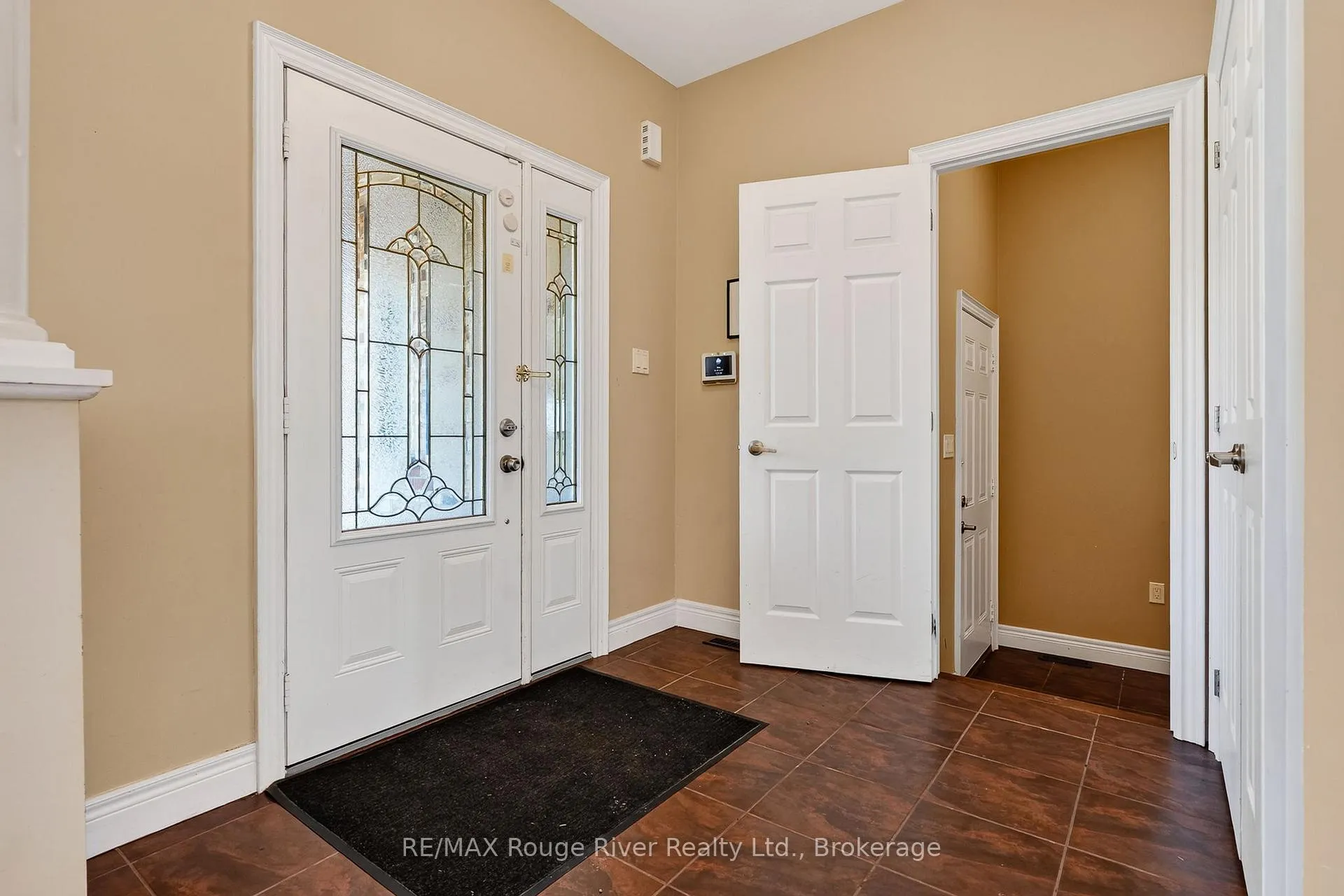 Photo 5 of 496 Foote Crescent, Cobourg — HOMEH