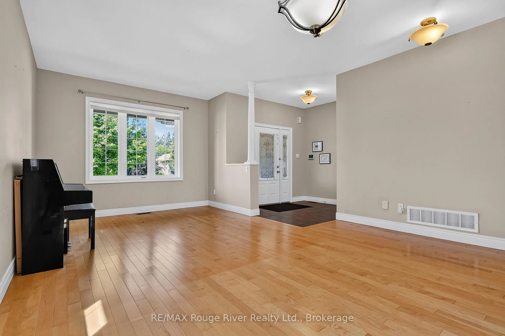 Photo 6 of 496 Foote Crescent, Cobourg — HOMEH