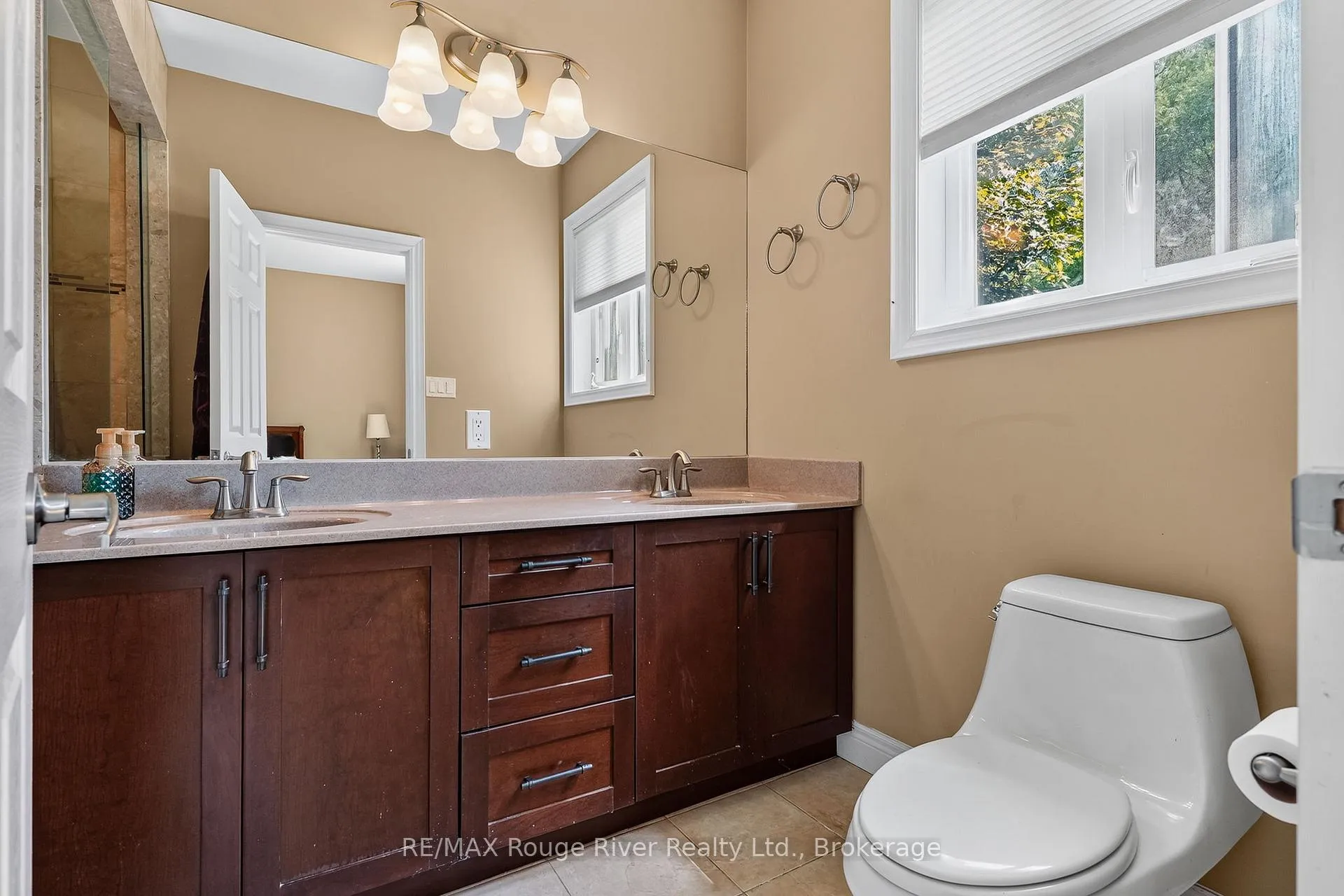 Photo 23 of 496 Foote Crescent, Cobourg — HOMEH