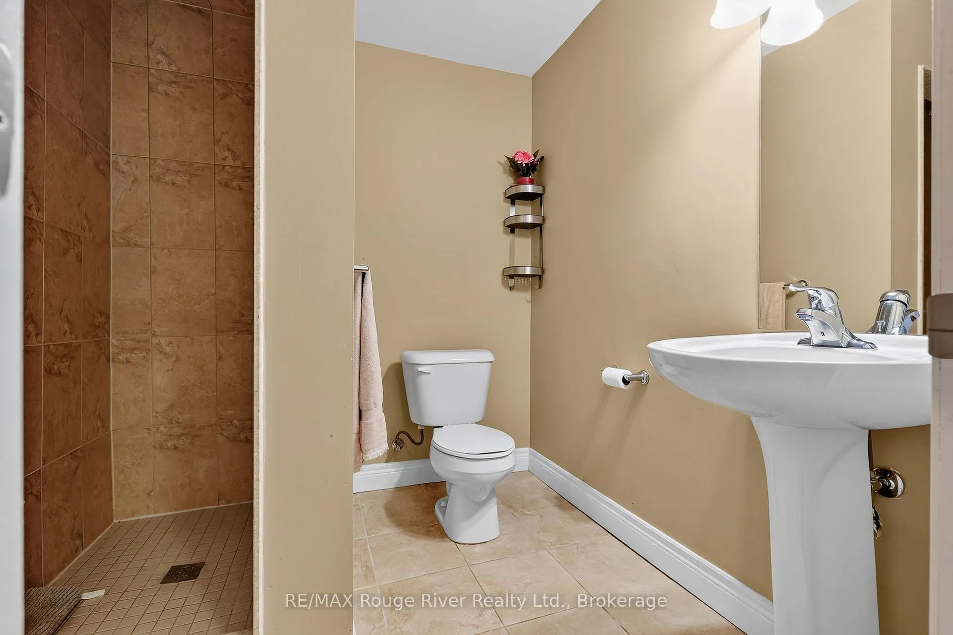 Photo 41 of 496 Foote Crescent, Cobourg — HOMEH
