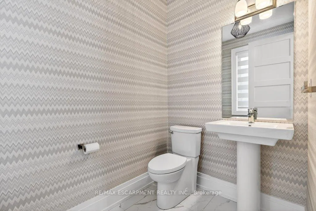 Photo 19 of Unit 6, 2134 New Street, Burlington, Brant — HOMEH