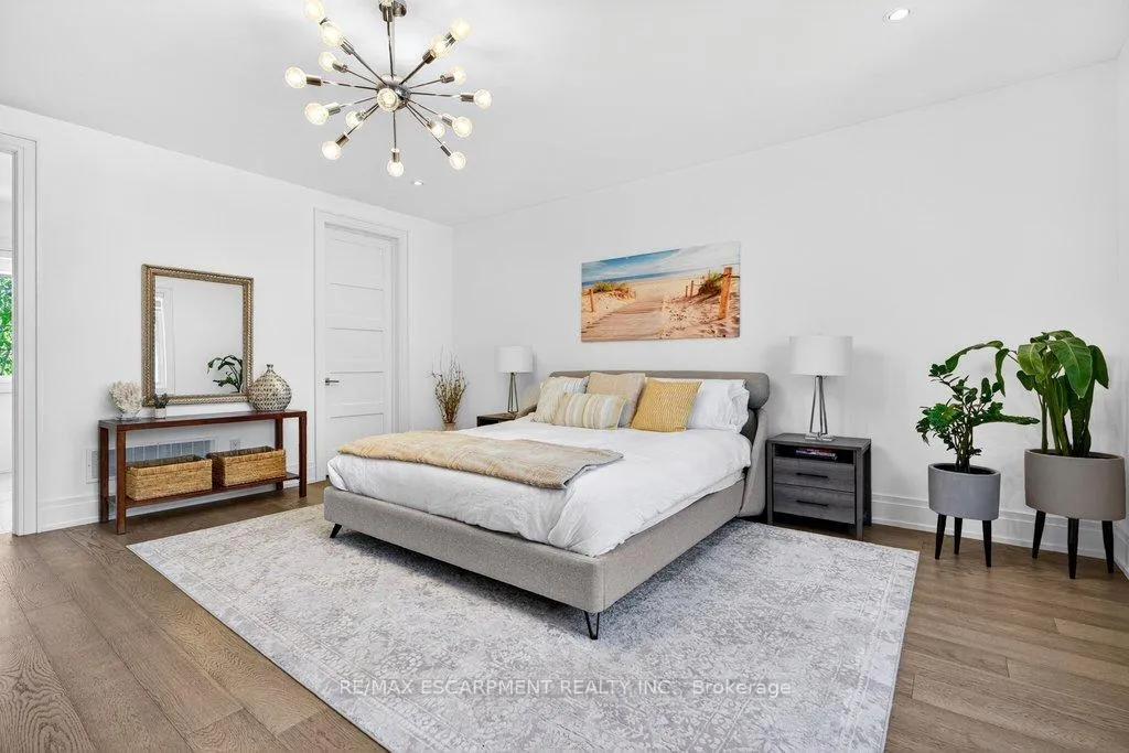 Photo 22 of Unit 6, 2134 New Street, Burlington, Brant — HOMEH