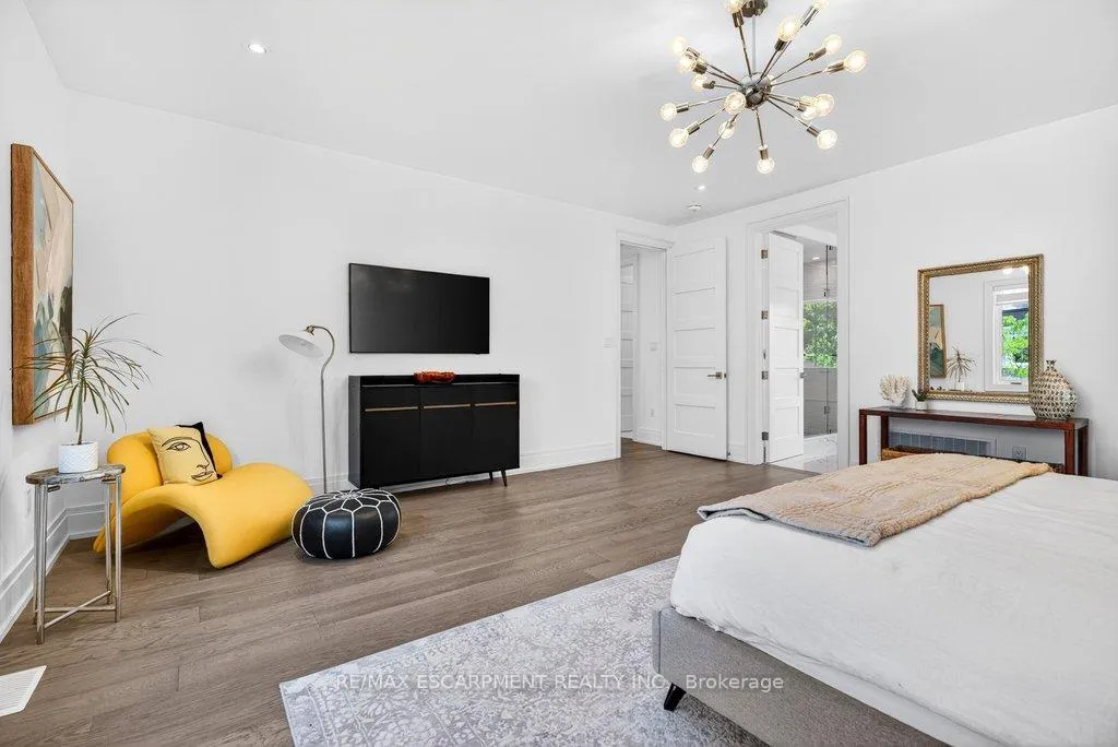 Photo 23 of Unit 6, 2134 New Street, Burlington, Brant — HOMEH