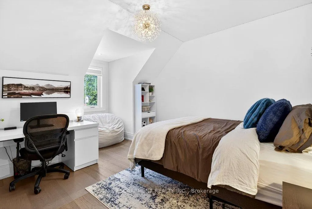 Photo 26 of Unit 6, 2134 New Street, Burlington, Brant — HOMEH