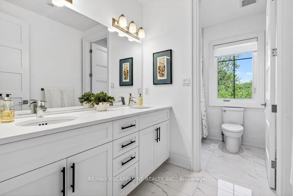 Photo 31 of Unit 6, 2134 New Street, Burlington, Brant — HOMEH