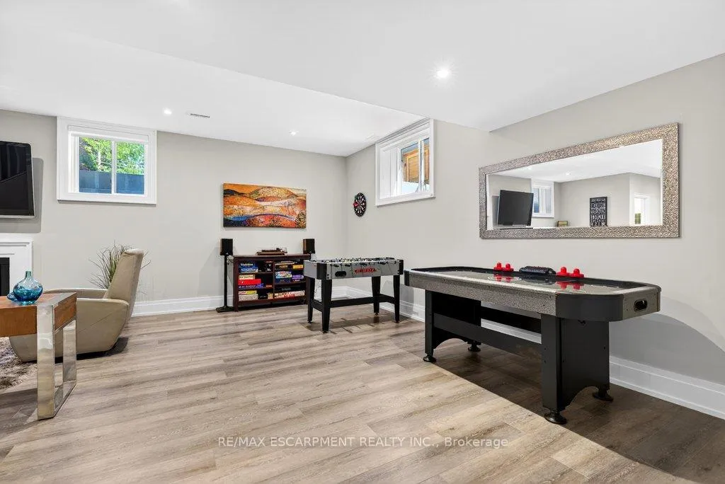 Photo 37 of Unit 6, 2134 New Street, Burlington, Brant — HOMEH