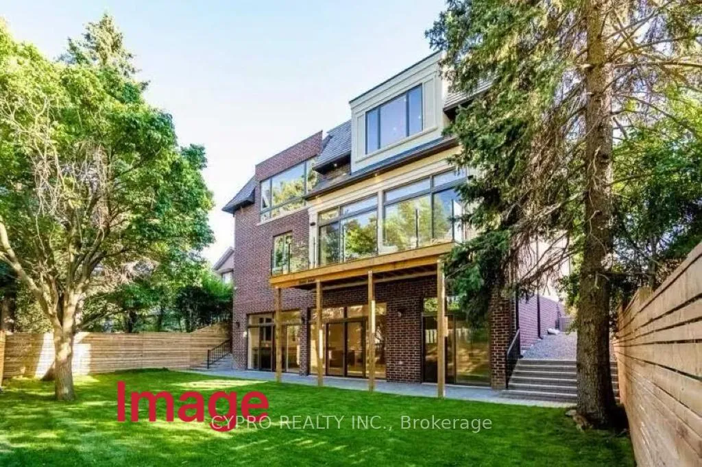 Photo 2 of 3A Lunar Crescent, Markham, Buttonville — HOMEH