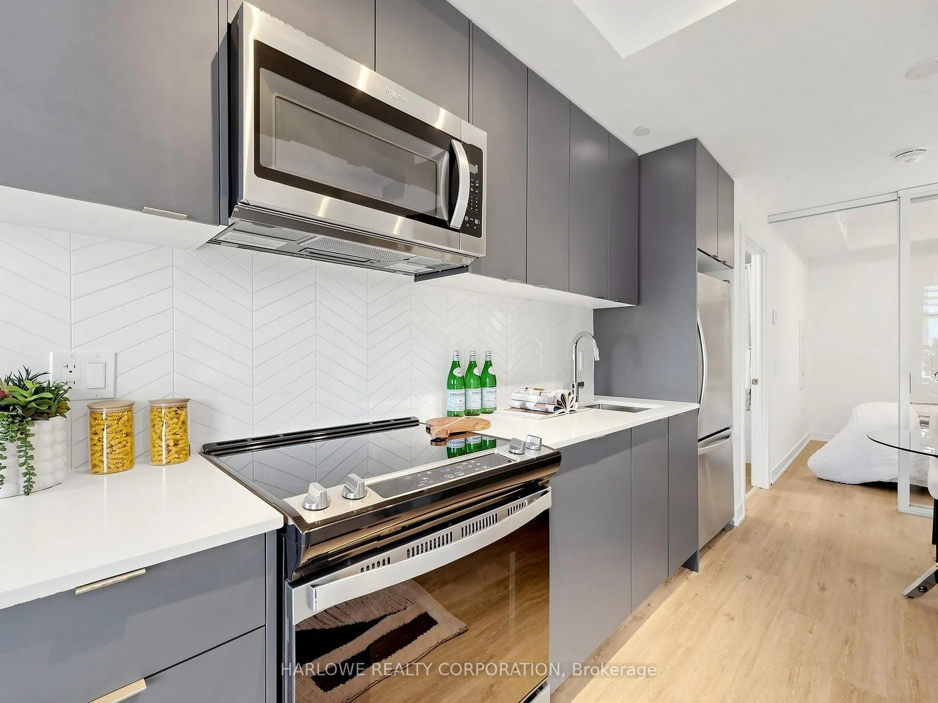 Photo 5 of Unit 126 B, 1604 Charles Street, Whitby, Port Whitby — HOMEH