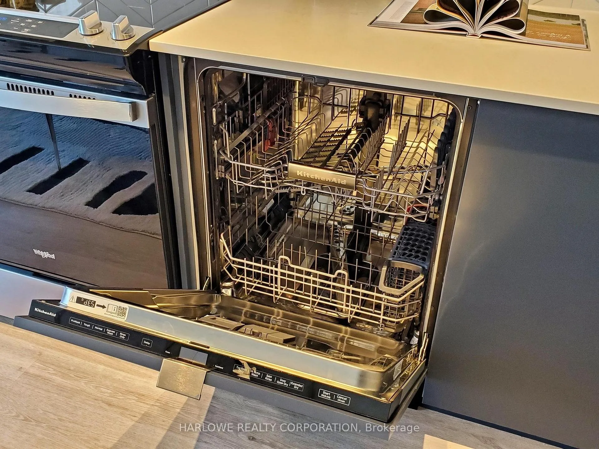 Photo 9 of Unit 126 B, 1604 Charles Street, Whitby, Port Whitby — HOMEH