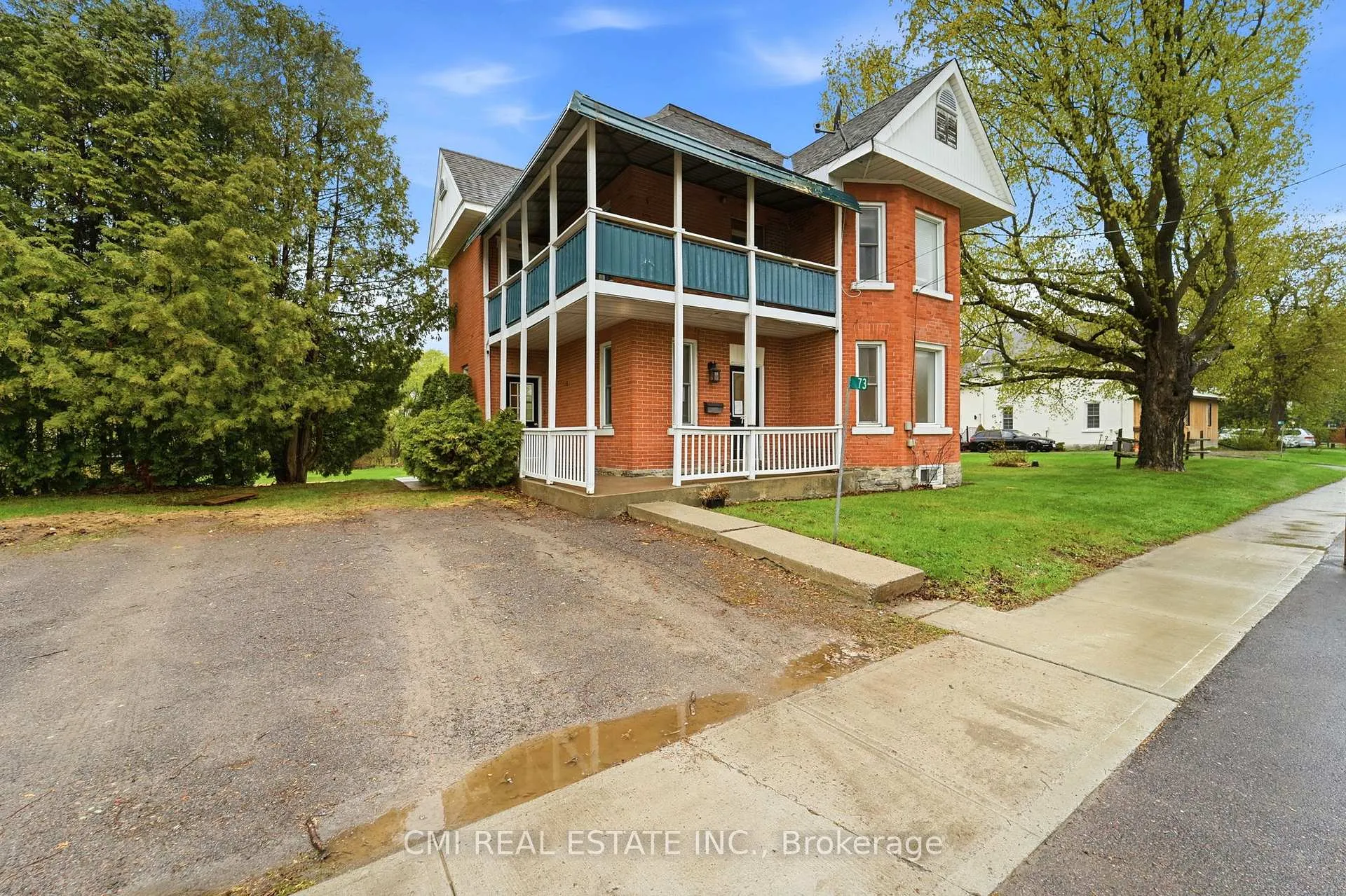 Photo 2 of 73 River Road, Arnprior — HOMEH