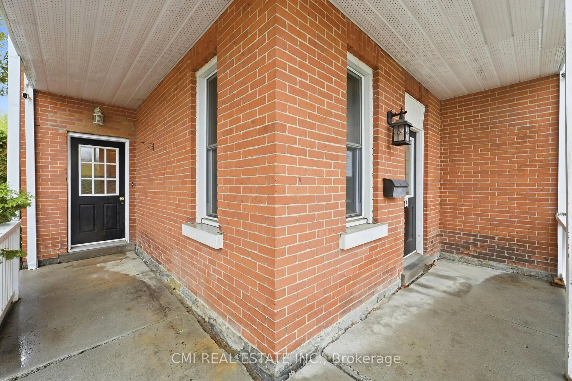 Photo 5 of 73 River Road, Arnprior — HOMEH