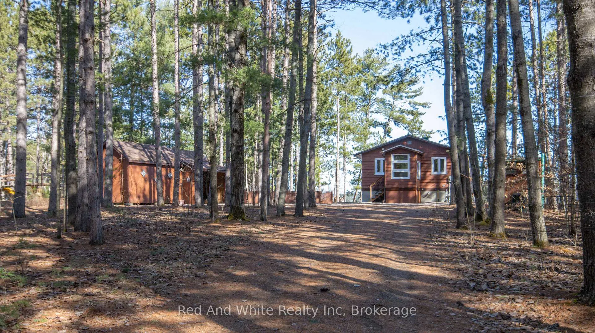 Photo 1 of 610 Pine Point Lane, Killaloe, Hagarty and Richards, Killaloe/Round Lake — HOMEH