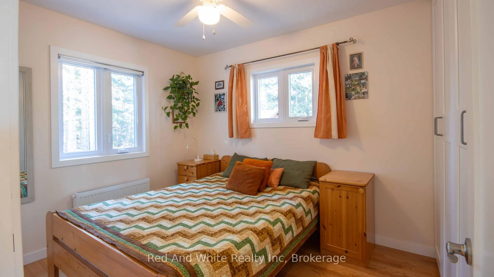 Photo 16 of 610 Pine Point Lane, Killaloe, Hagarty and Richards, Killaloe/Round Lake — HOMEH