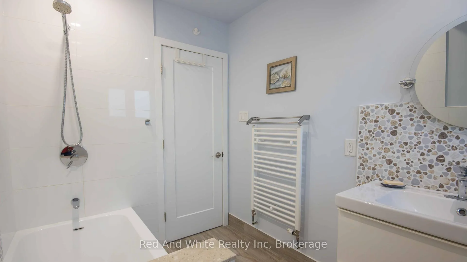Photo 17 of 610 Pine Point Lane, Killaloe, Hagarty and Richards, Killaloe/Round Lake — HOMEH