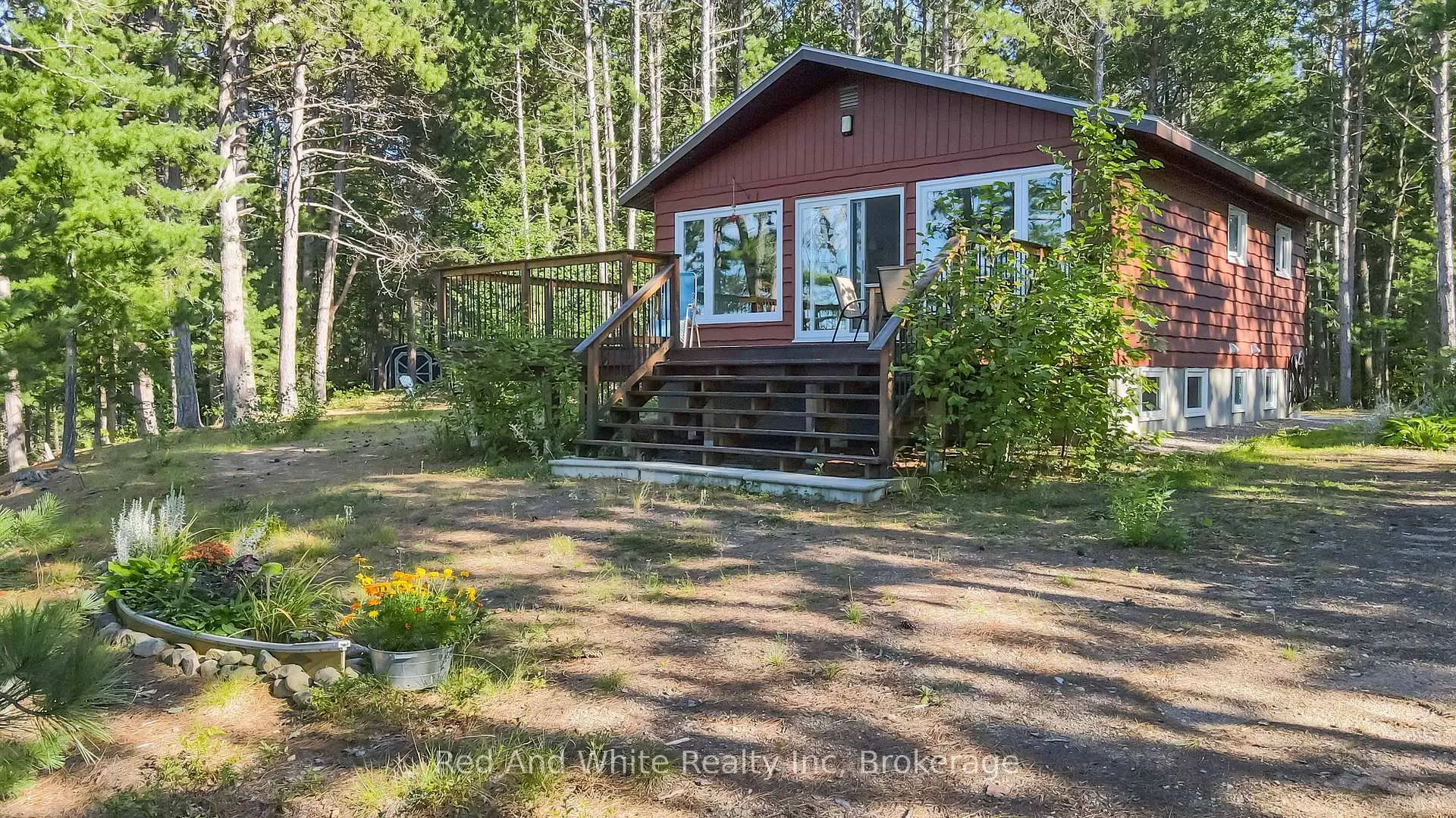 Photo 30 of 610 Pine Point Lane, Killaloe, Hagarty and Richards, Killaloe/Round Lake — HOMEH